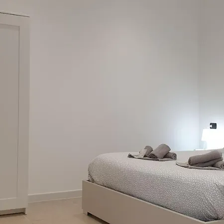 アパート House Del Levante Locazione Breve バーリ