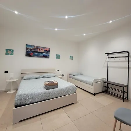 公寓 House Del Levante Locazione Breve 巴里