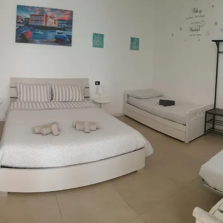 House Del Levante Locazione Breve * バーリ